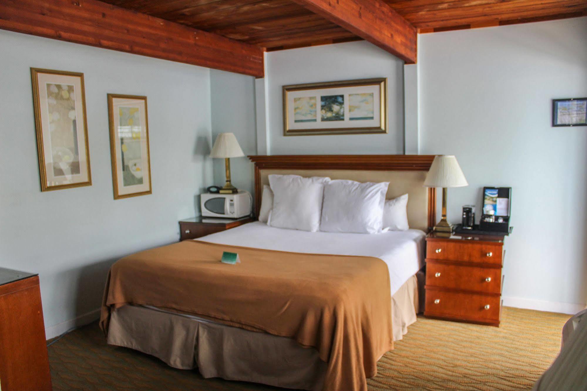 Rhumcay Beach Resort And Grille Fort Pierce Exterior foto