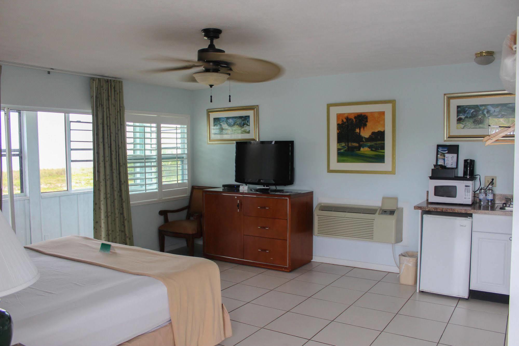 Rhumcay Beach Resort And Grille Fort Pierce Exterior foto